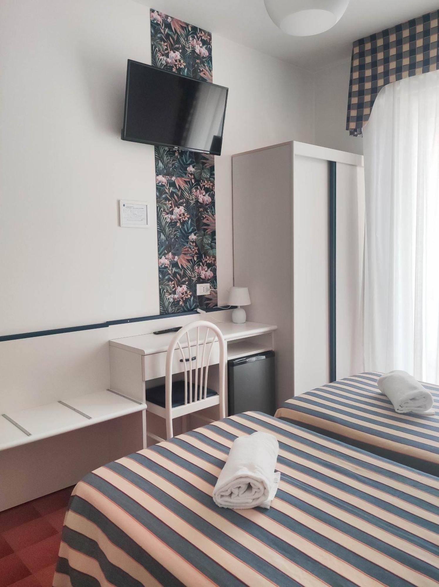 Hotel Riviera Lido di Jesolo Exterior photo